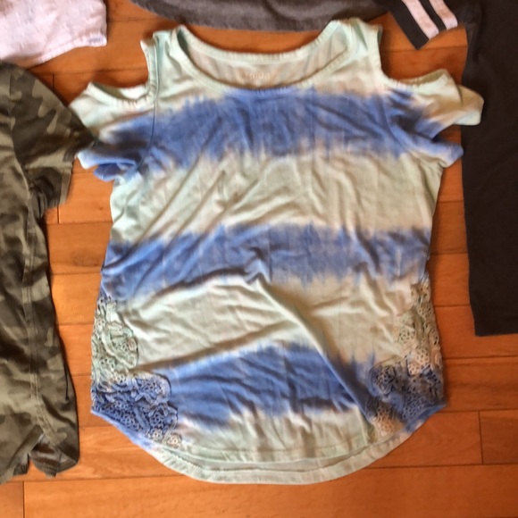 Cold shoulder lot - Picture 5 of 12